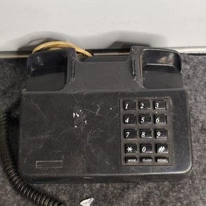 Teléfono Fijo Negro LR Telecom con Teclado Numérico - imagen 3