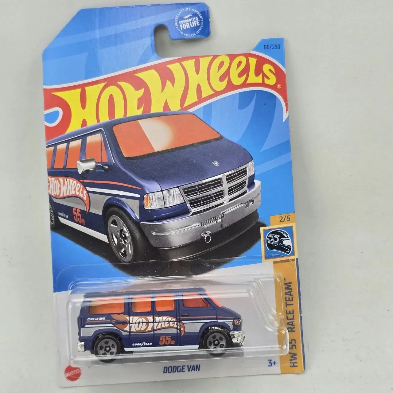 Hot Wheels Dodge Van HW 55 Race Team