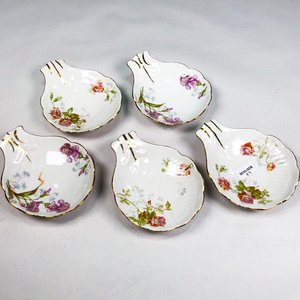 Cinco Coquillas de Porcelana Francesa Limoges Blancas Florales - imagen 2