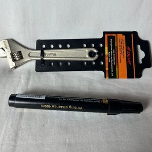 Llave Francesa Ajustable Marca DEVE Nueva - imagen 1