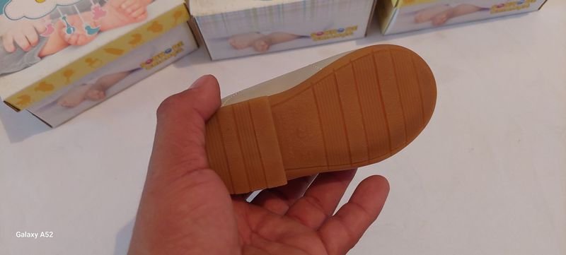 Calzado de moda para hombres y mujeres - imagen 4