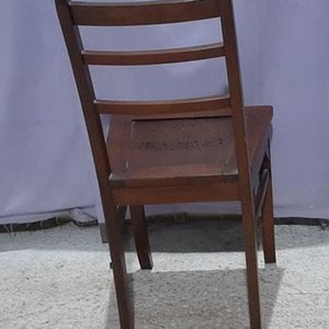 Silla de Cedro Estilo Clásico - imagen 3