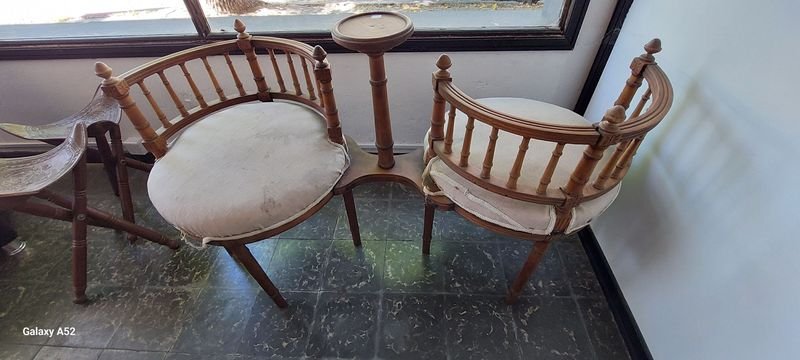 Sillon de Sala Doble Antiguo y Muy Lindo - imagen 4