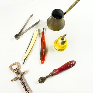 Set de 7 Piezas: Campanilla, Pinza, Destapador, Raviolera y Más - imagen 2