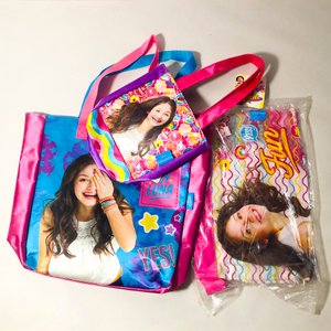 Set de 7 Carteras, Bolsos y Mochilas Infantiles con Diseños de Personajes - imagen 2