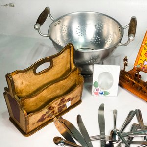 Lote de Vajilla, Cubiertos y Adornos Vintage - imagen 4