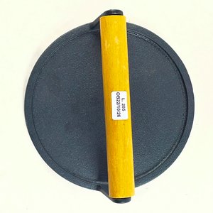 Prensa para Hamburguesas de Hierro con Mango de Madera - 18 cm - imagen 2