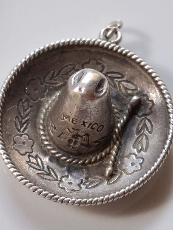 Item 882709 - Image 1