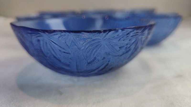 Gran lote de tazas de vidrio azul - imagen 4