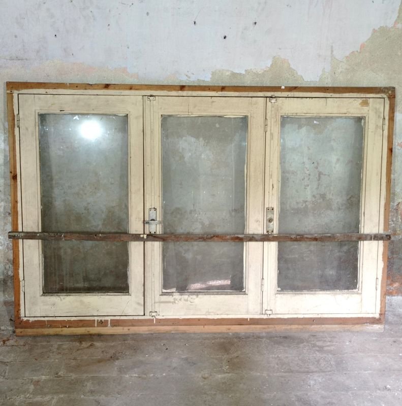 Item 900221 - Image 0