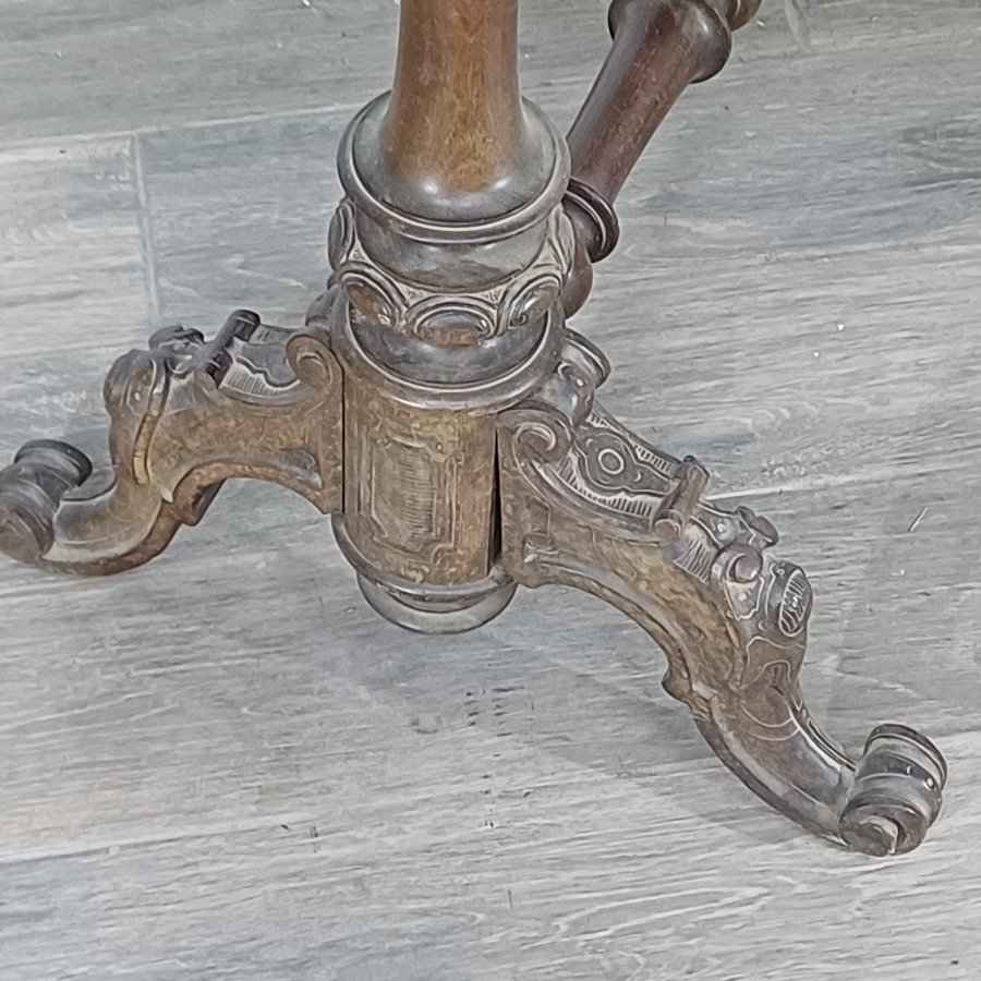 Escritorio en madera maciza tallado con 3 cajones - imagen 12