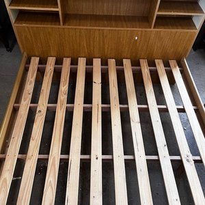 Cama de 2 Plazas con Respaldo y Estantes - imagen 2