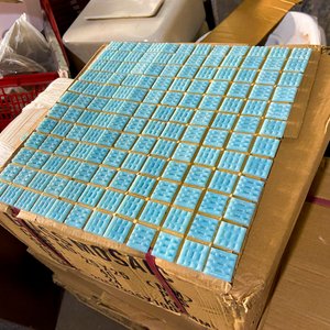 Trece Cajas de Mosaicos de Vidrio para Piscina - imagen 4