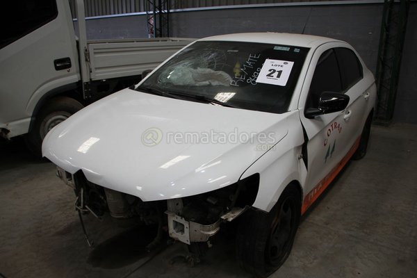 Citroën C4 Blanco con Detalles Naranjas - imagen 1