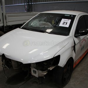 Citroën C4 Blanco con Detalles Naranjas - imagen 1