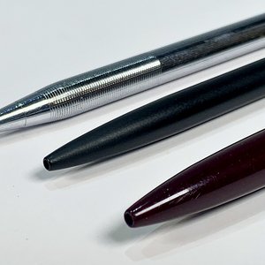 Tres Bolígrafos: Lebaron Negro, Cross Plateado y Marrón Dorado - imagen 3