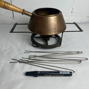 Set de Fondue en Bronce con Soporte y Pinchos - imagen 9