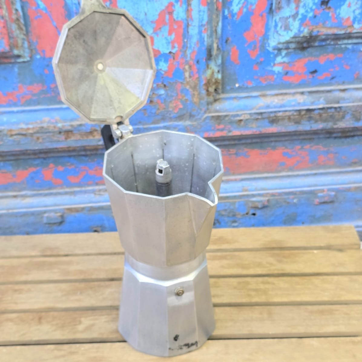 Item lote-21-cafetera-italiana-grande - Image 2