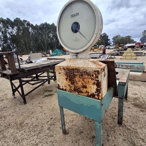 Lote anterior: Balanza Antigua Zenith Industrial
