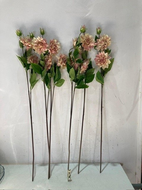 Lote anterior: Flores Artificiales