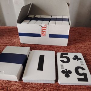 Caja con 8 Mazos de Cartas de Póker Especial Magia - imagen 7