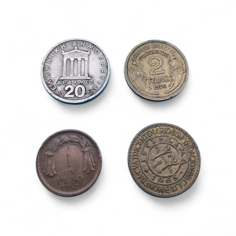 Monedas Diferentes Países: Colección de Monedas Antiguas