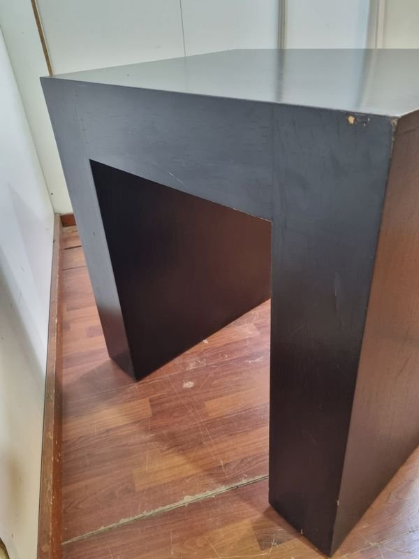 Mesa Rodante Tipo Stand en Madera - imagen 5