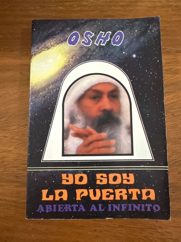 Lote siguiente: Libro Osho: Puerta Abierta al Infinito