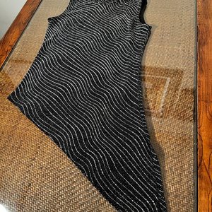 Blusa Negra con Brillos Plateados Talle S Marca Quiz - imagen 6
