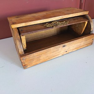 Panera de Madera con Herraje de Bronce - imagen 3