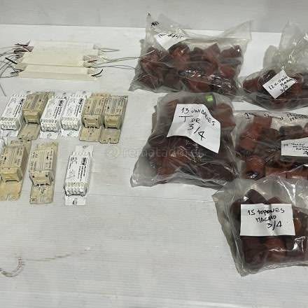 Lote de Balastos y Conectores Eléctricos