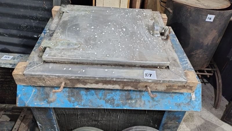 Lote siguiente: Maquinaria de Sellado Automático Electrónico