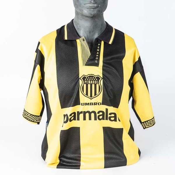 Camiseta de Peñarol de utilería marca UMBRO N°11 modelo utilizado en los años 1996/97 - imagen 1