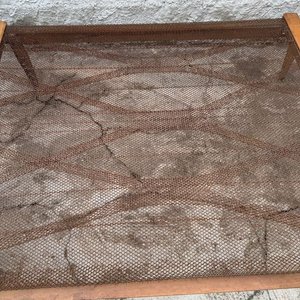 Cama antigua de madera con sommier de metal - imagen 5