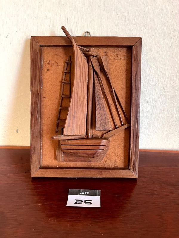 Cuadro Artesanal en Madera con Figura de un Velero en Relieve - imagen 2