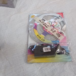 Seis piezas: 4 lamparas portátiles, tira led y zapatera desarmable. - imagen 6