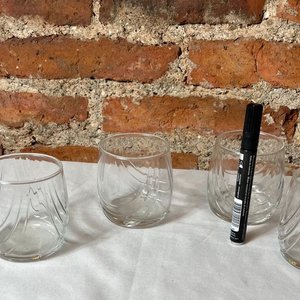 Juego de 4 Vasos para Whisky con Diseño Ondulado - imagen 5