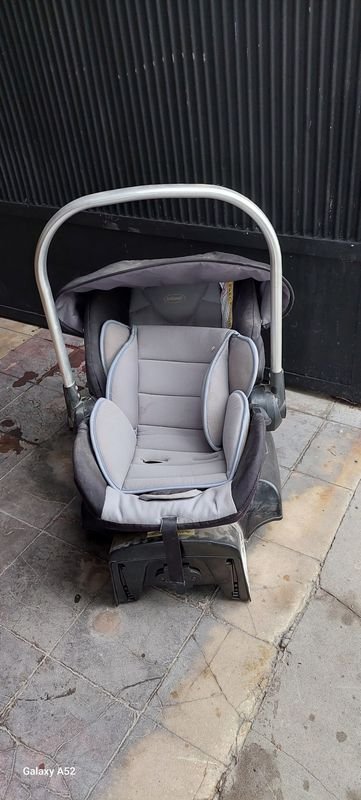 Asiento de seguridad para niños en buen estado - imagen 2