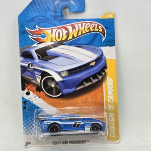 Hot Wheels Custom Camaro 2011 Premiere - imagen 1
