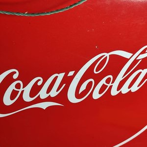 Cuadro Coca-Cola con Marco de Madera - imagen 1