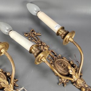 Par de Apliques de Pared Franceses en Bronce con 2 Luces Cada Uno - imagen 11