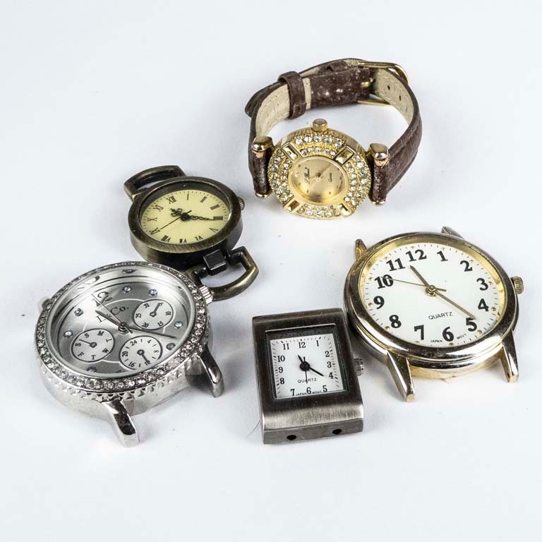 Lote anterior: Colección de relojes de plata y oro
