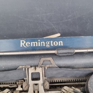 Máquina de Escribir Antigua Remington Azul - imagen 6