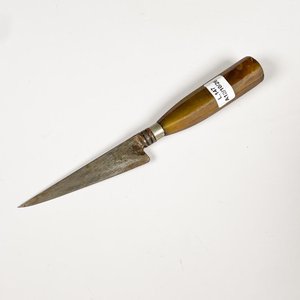 Lote siguiente: Cuchillo Capador Hoja Solingen con Cabo de Guampa