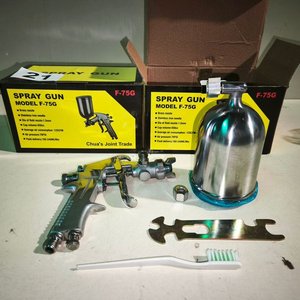 Dos Pistolas de Pintar Modelo F-75G con Accesorios - imagen 4