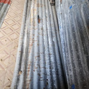 Lote de Chapas de Zinc Corrugado para Construcción - imagen 2
