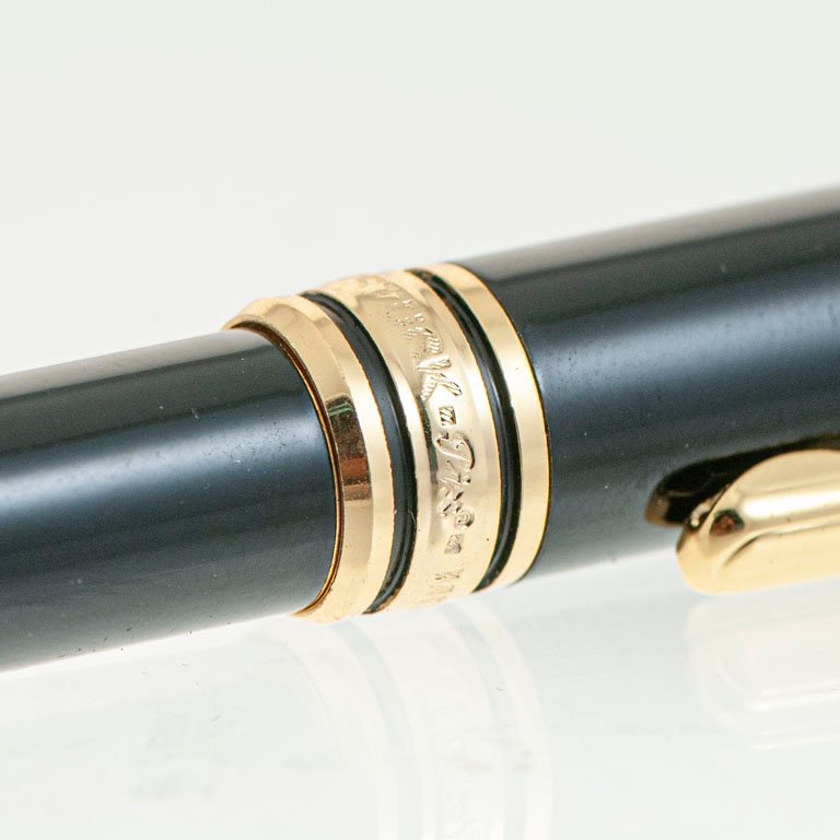 Item 2105013 - Image 1