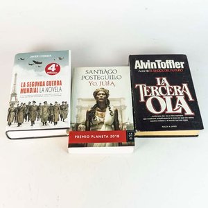 Lote de 3 Libros: La Segunda Guerra Mundial, Yo, Julia y La Tercera Ola - imagen 1