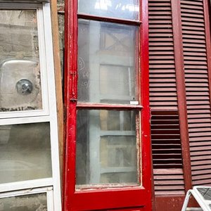 Lote anterior: Cuatro Hojas de Puerta Interior Madera y Vidrio Color Bordeaux
