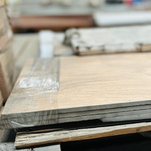 Lote de Porcelanatos Importados para Construcción - imagen 4